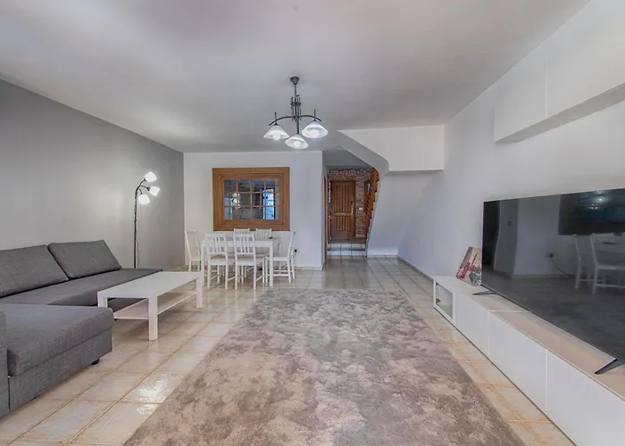 Magnifico En * Chayofa