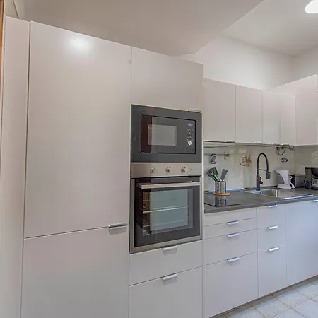 Apartment Magnifico En